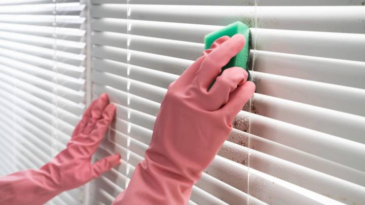 How to Clean Dusty, Dirty Blinds: 3 Ways