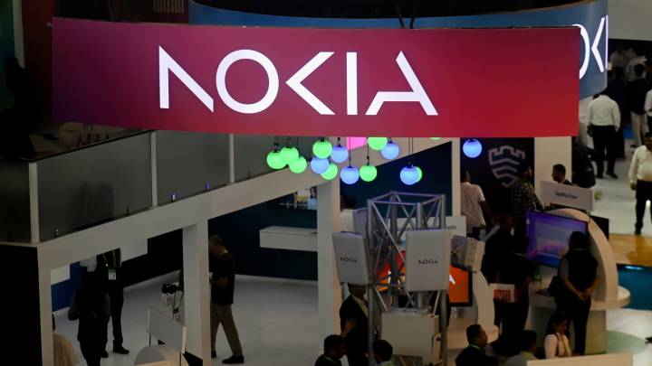 Stocks making the biggest moves midday: PYPL, NOK, VFC, UPS, W