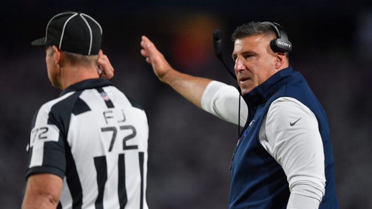Why Mike Vrabel isn’t concerned with Patriots’ penalty issues