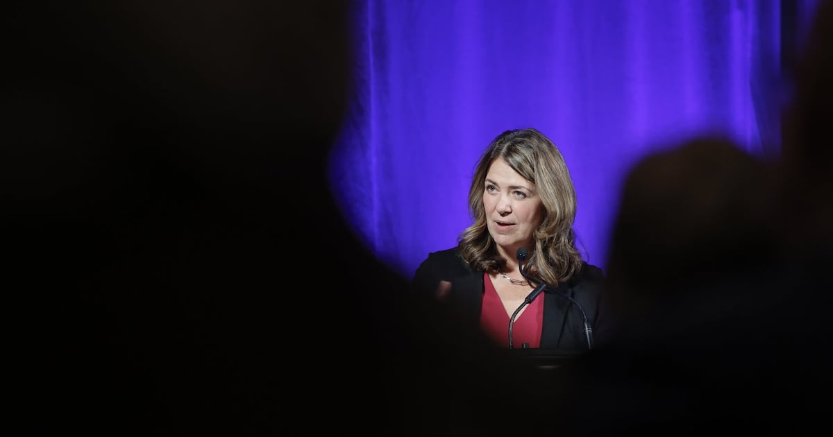 Smith comments on Alberta health contract report