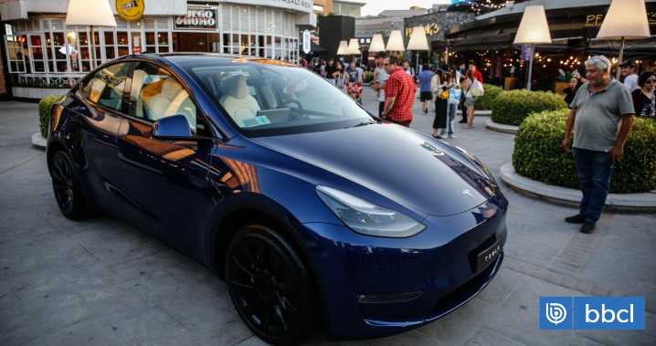 Tesla lanza versiones más baratas de dos de sus modelos en un intento por recuperar ventas