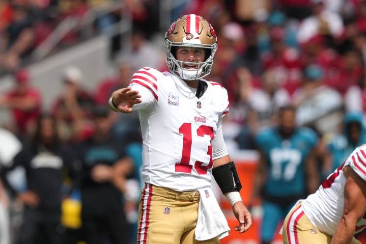 Deadspin | 49ers QB Brock Purdy (toe) holding out hope he can play Thursday