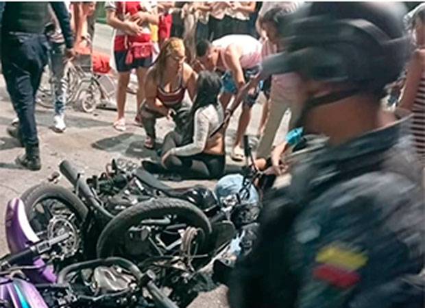 Choque entre motos dejó un muerto y dos heridos en Maracay