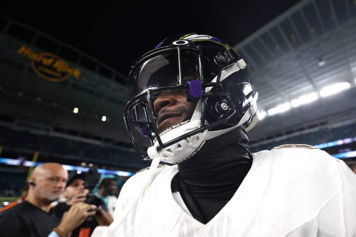Ravens fined $100k over Lamar Jackson injury report violation