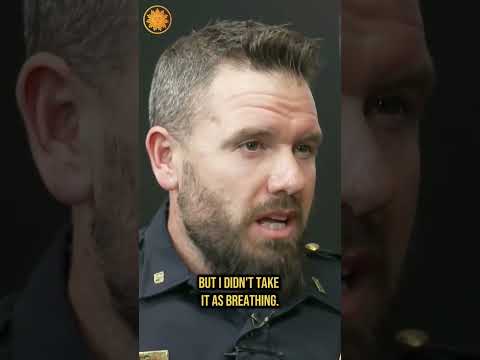 Tense video shows police officers rescuing baby from overturned car #shorts