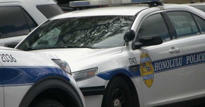 Man arrested in Waikiki after allegedly assaulting three police officers