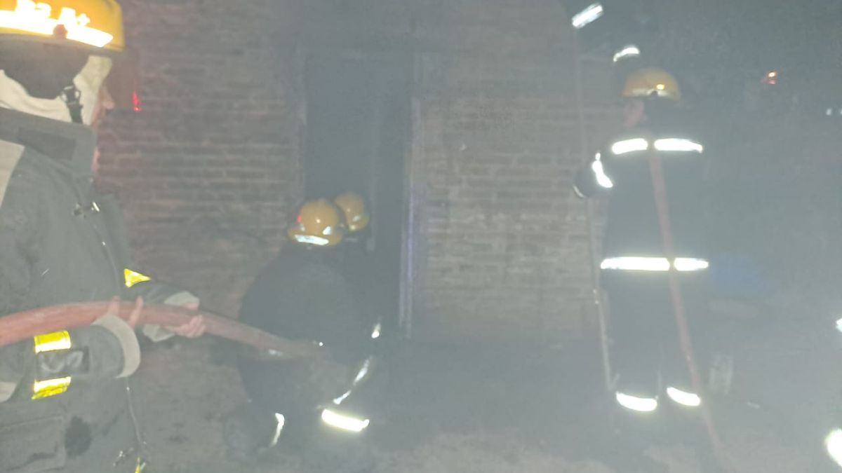 San Justo: murió un hombre con el 70 % del cuerpo quemado tras incendiarse su casa