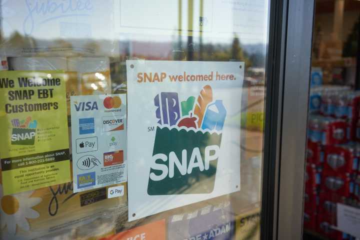With federal penalties looming, WA looks to curb food stamp payment errors
