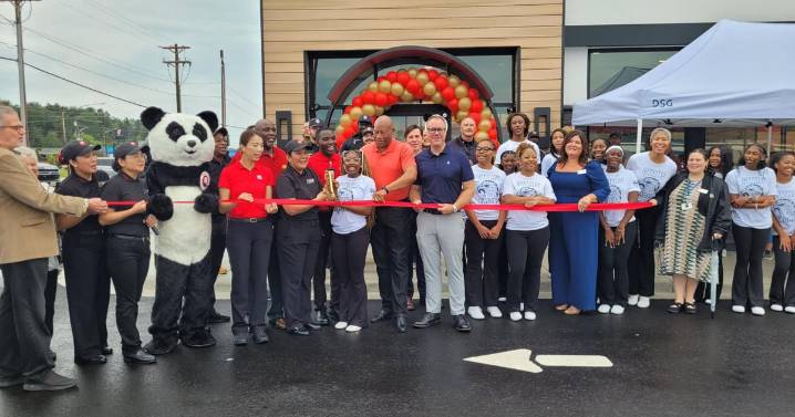 Danville community welcomes Panda Express