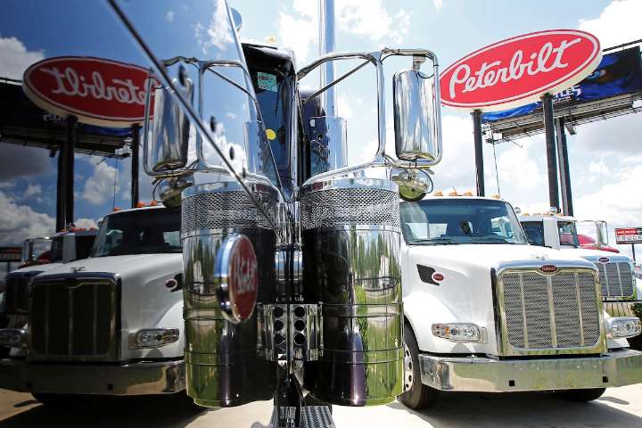 Praccar to end Canadian production of trucks sold in U.S., expects 300 layoffs
