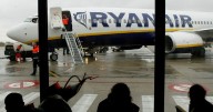Adiós Ryanair: estos aeropuertos cancelan rutas y cierran operaciones de la aerolínea low cost