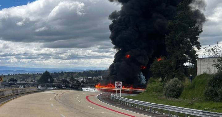 Fuerte explosión en la autopista México-Puebla deja al menos tres heridos: ¿Esto es lo que se sabe?