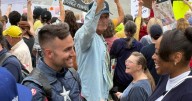 Two Illinois National Guard members say "I won't turn against my neighbors"