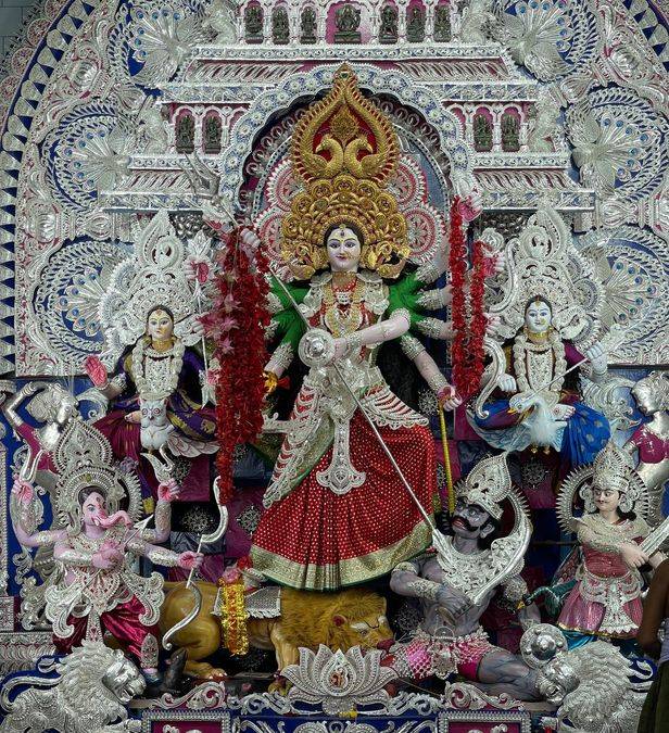 Dussehra: Immersion ceremony creates history in Cuttack; 400 women join procession for the first time