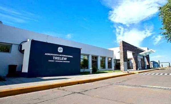 Una falla en el avión impidió su despegue en el aeropuerto de Trelew