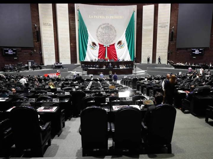 Diputados aprueban aumentos de hasta 100% en Ley Federal de Derechos