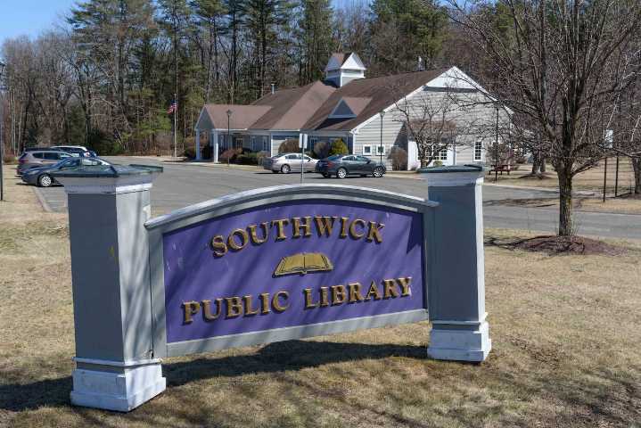 Southwick Public Library gives public opportunity to ‘experience’ dementia