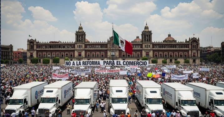 Comerciantes y transportistas del Edomex convocan a megamarcha hacia Palacio Nacional
