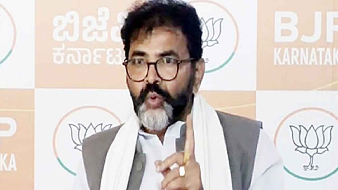 Tunnel road construction project will bring disaster to B'luru, claims BJP