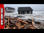 Multiple Beachfront Homes Collapse into the Ocean as Powerful Waves Pound North Carolina Coast