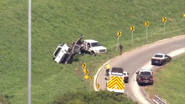 Overturned transport trailer force the closure of westbound exit ramp on I