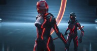 Reseña de cine: 'Tron' regresa con una secuela deslumbrante y llena de acción y nostalgia