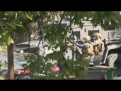 Charlotte SWAT team detains man after standoff in west Charlotte