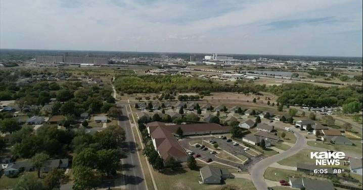 Union Pacific to build, expand treatment facilities at 29th and Grove chemical spill site