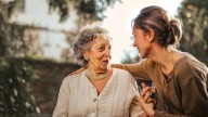 Día de la madre: frases cortas y lindas para felicitar a mamá en su día