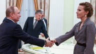 La hija del mentor político de Putin tramita la residencia en España