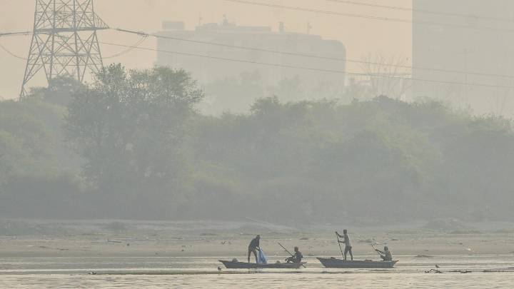 Delhi says Happy Diwali with toxic air, curbs imposed as areas slip into red zone