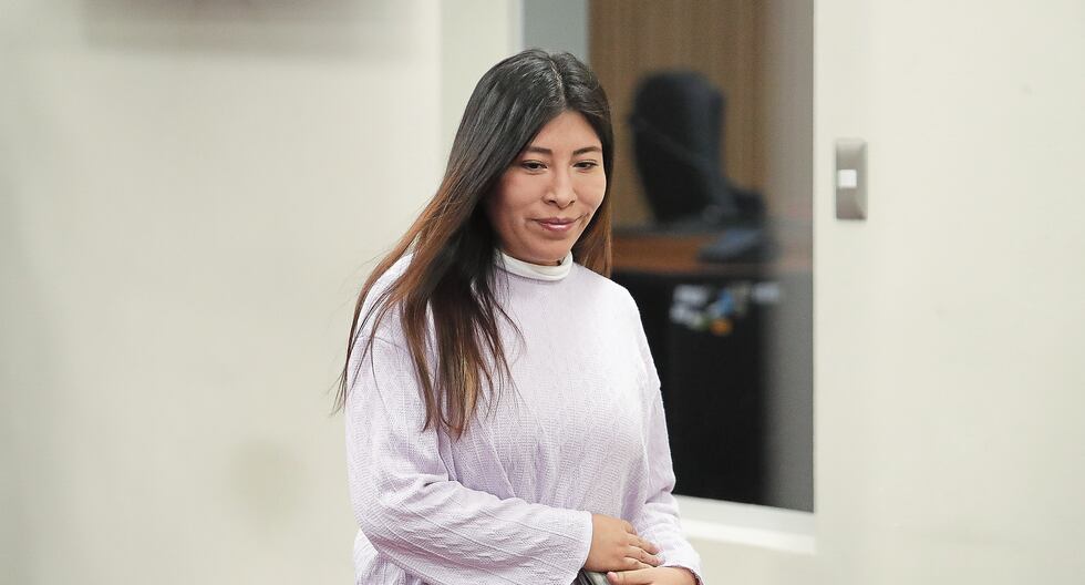 Acusan a Betssy Chávez y se le viene inhabilitación para impedirle ser candidata