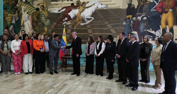 AN recibe proyecto de presupuesto 2026 y plan de endeudamiento
