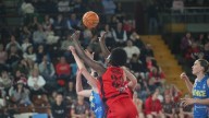 El BF León remonta y se impone al Mataró
