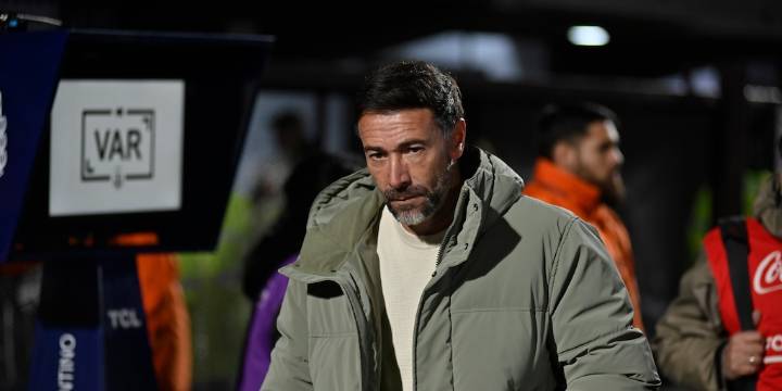Cristian González dejó de ser el DT de Platense y ya son 25 los entrenadores de Primera División que dejaron su cargo en el año