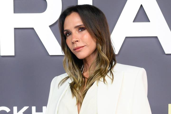 Shop Outfits Inspired by Victoria Beckham’s Netflix Docuseries