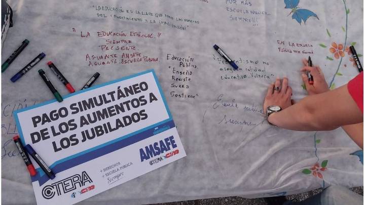 Bastia sobre el paro docente: "Quienes decidan acatar las órdenes de Baradel se descontará el día"
