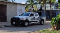 Elementos de la Policía Municipal detiene a un hombre por robo y daños en Mazatlán