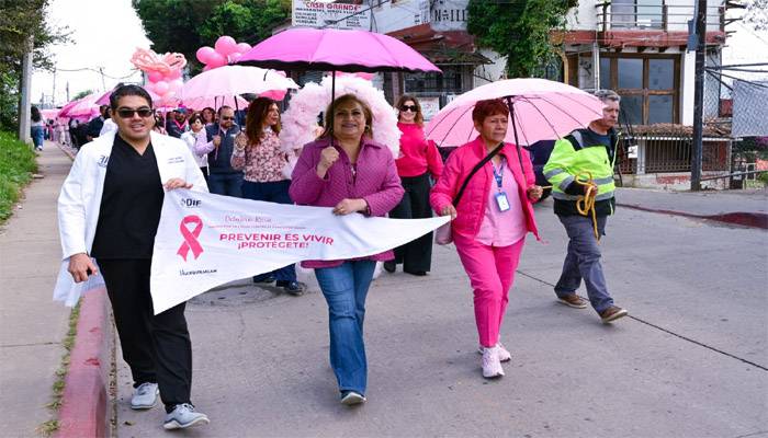 Brinda Huixquilucan tratamientos a mujeres para atender el cáncer de mama