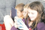 Nueva York demanda a gigantes digitales por crisis de salud mental infantil