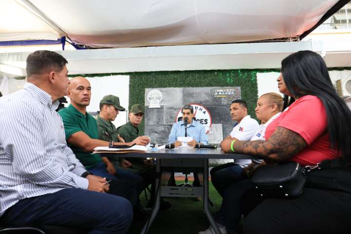 Presidente Maduro conmemora el 13.º aniversario del Golpe de Timón reafirmando el legado comunal de Chávez