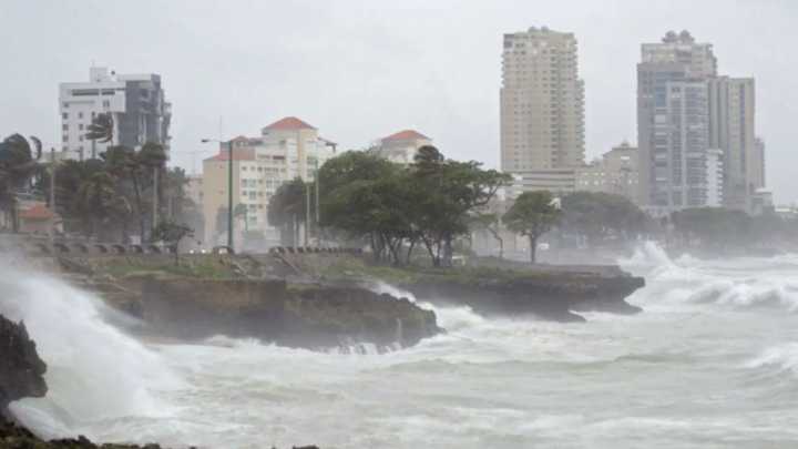 Jamaica y Cuba en máxima a alerta ante la llegada del huracán Melissa