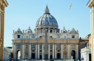 La misa tridentina regresa a San Pedro del Vaticano tras las restricciones impuestas por el Papa Francisco