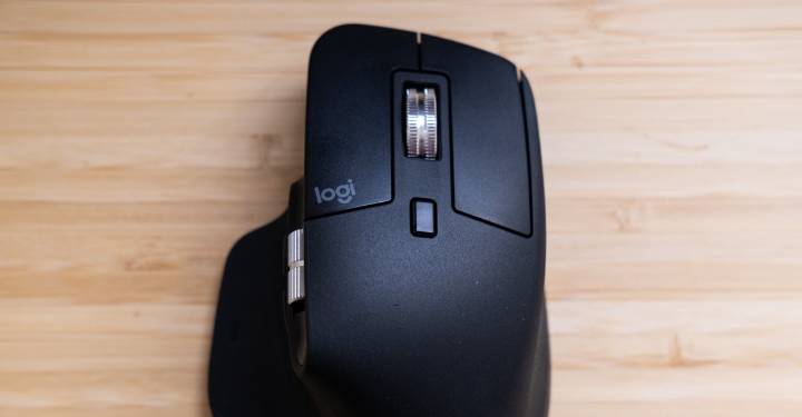 Logitech’s MX Master 3S is one of the best wireless mice around, and it’s 25 percent off