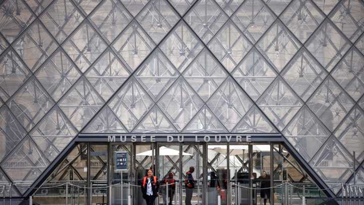 Museo de Louvre: de fortaleza medieval al robo de joyas, conozca datos fascinantes del lugar
