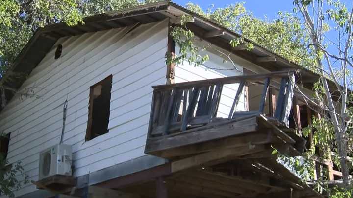 Nonprofit helps damaged home get lifted out of floodplain in Center Point