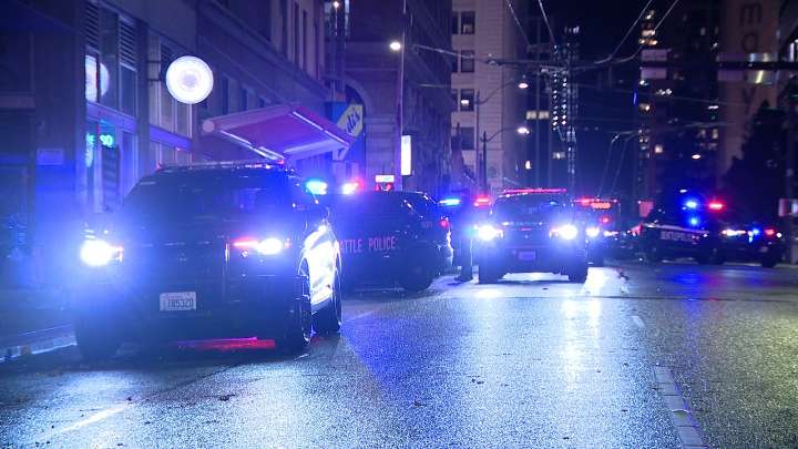 Seattle police investigate reports of armed robbery downtown