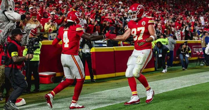 Kansas City vence a Washington Commanders con brillante actuación de Patrick Mahomes
