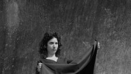 The exhibition reawakening women’s resistance and fight for freedom from the past.