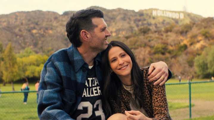 Nobody Wants This' Jackie Tohn And Timothy Simons Discuss Sasha And Esther's Breaking Point In Season 2